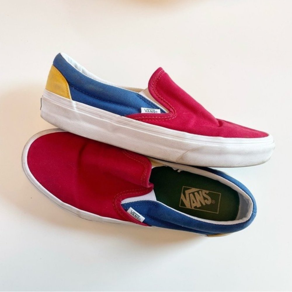 • Vans Colorblock Slip-On Sneakers •
